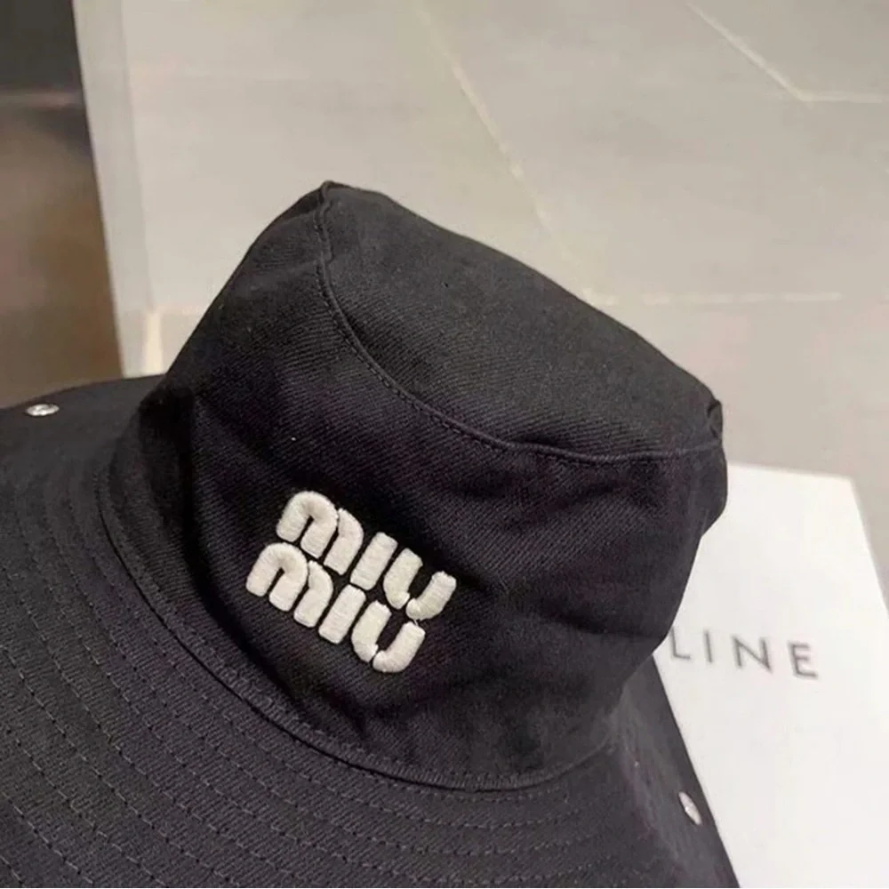 Miu Miu Black Bucket Hat - Picture 4 of 7